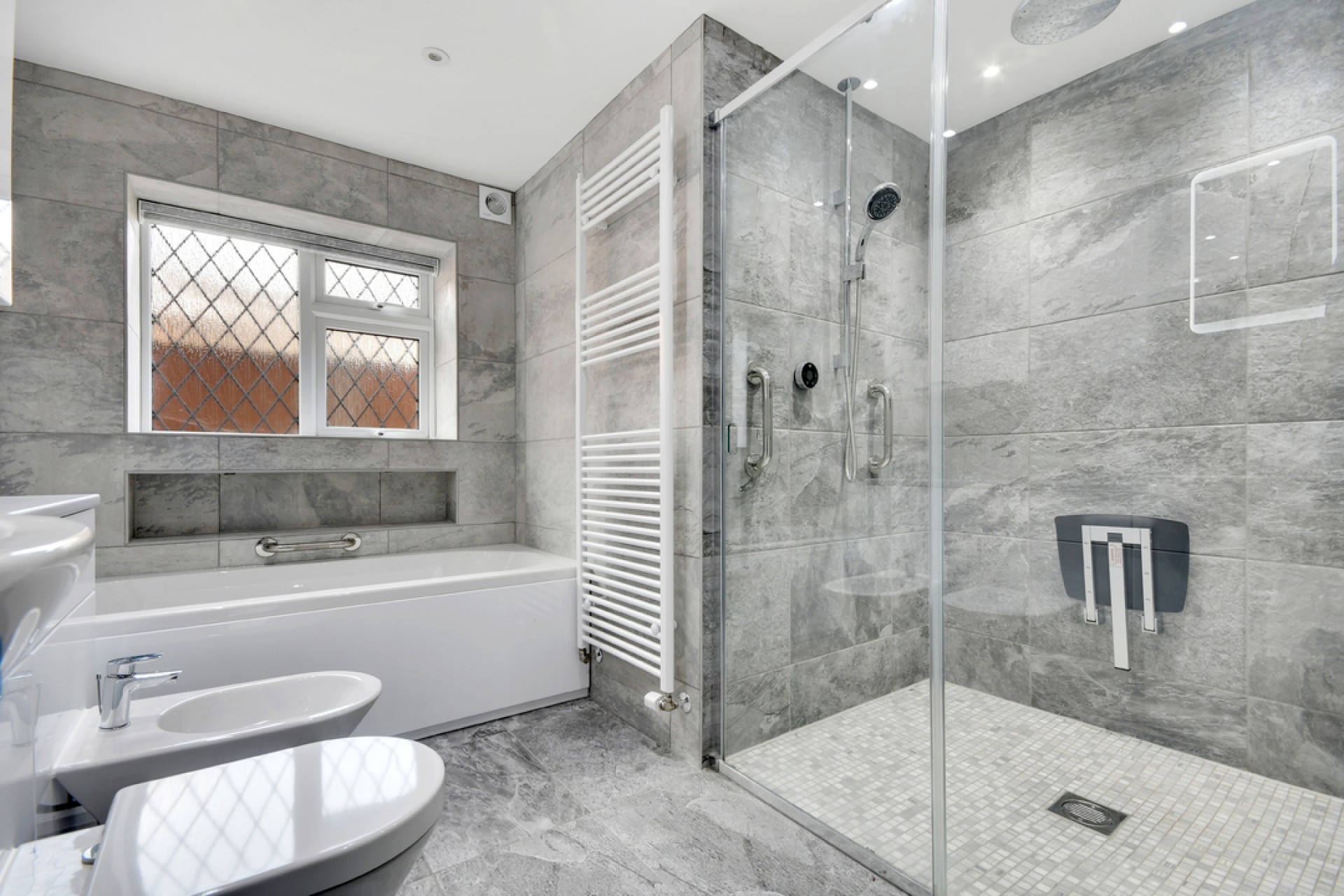 Images for Birches Walk, Galleywood, Chelmsford