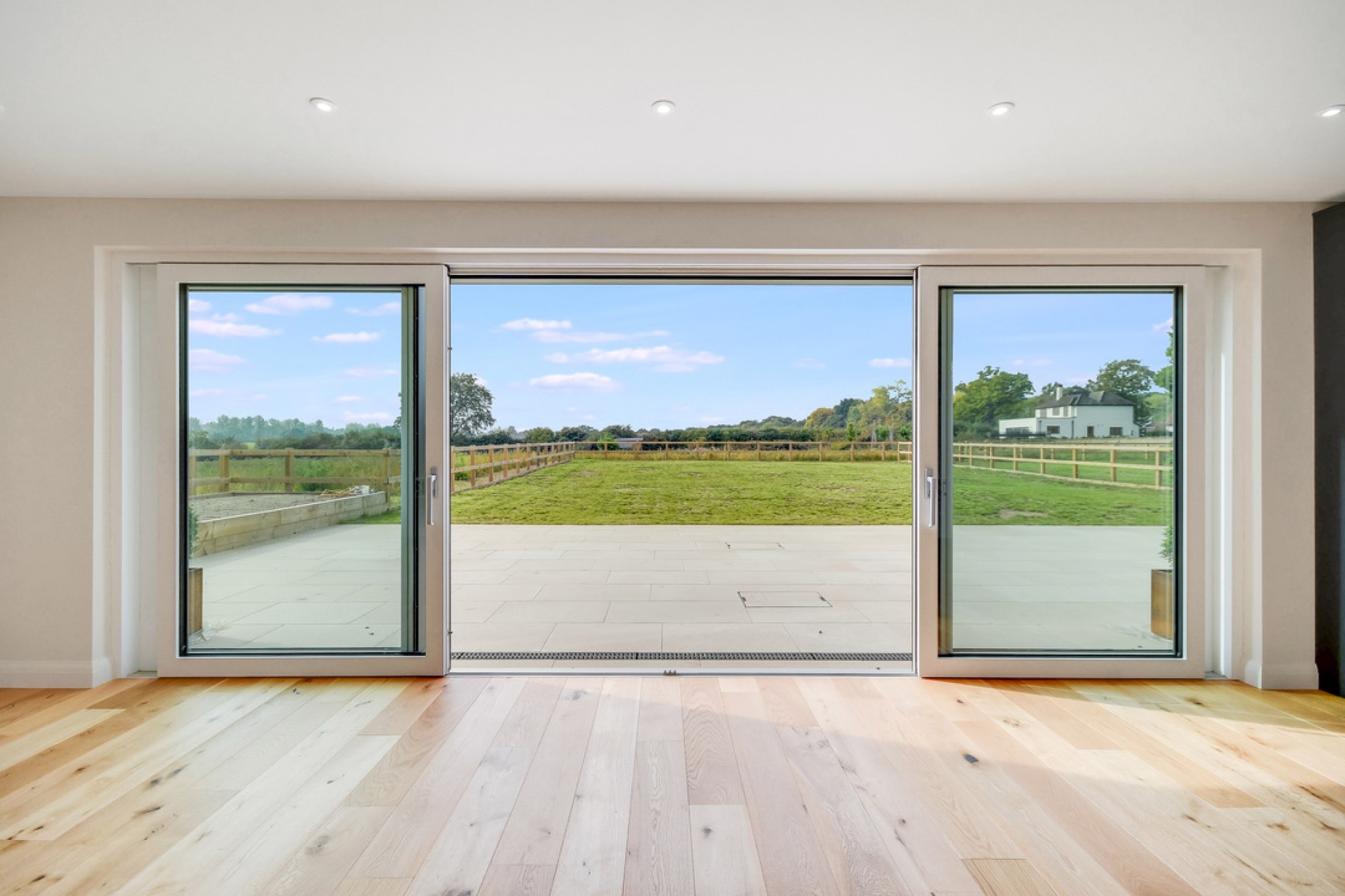 Images for Doddinghurst Road, Brentwood