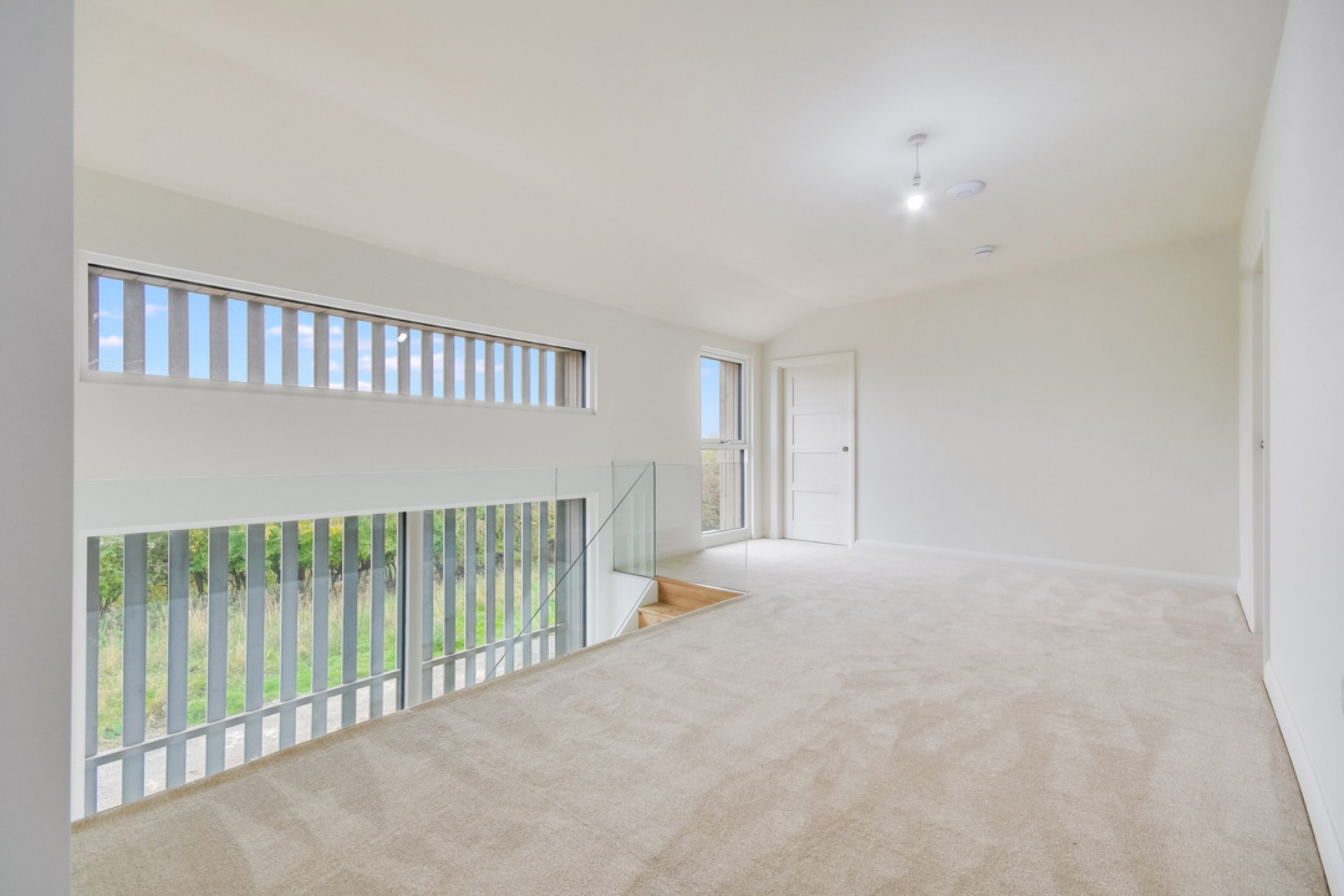 Images for Doddinghurst Road, Brentwood