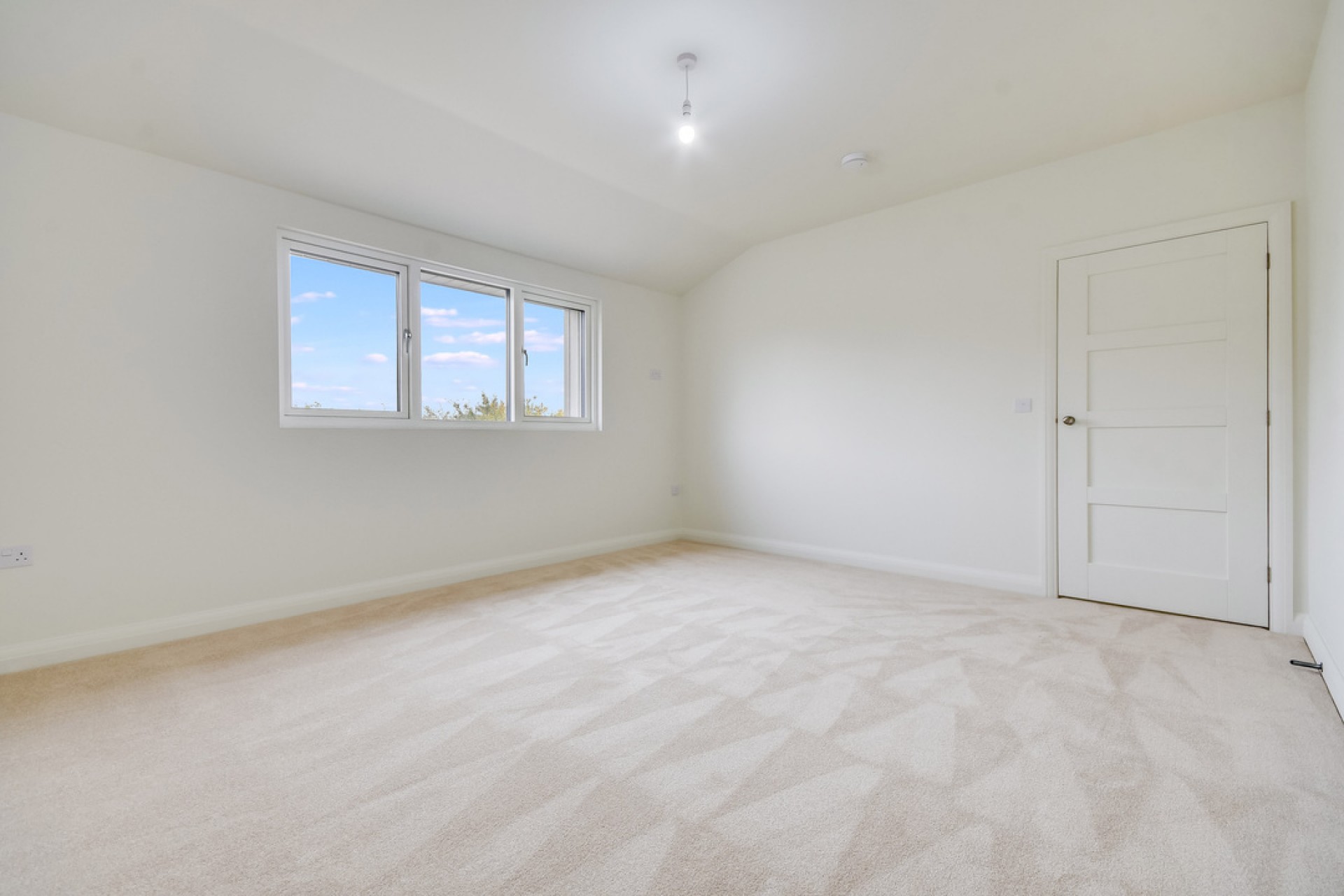 Images for Doddinghurst Road, Brentwood