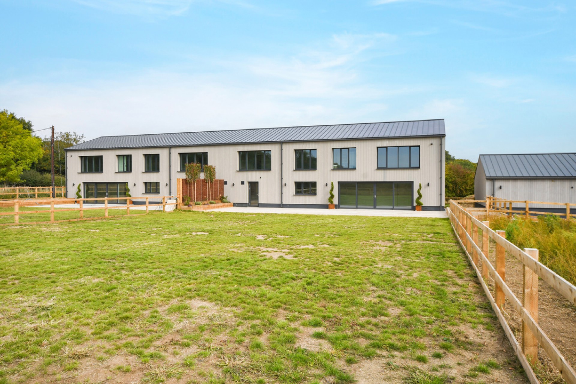 Images for Doddinghurst Road, Brentwood