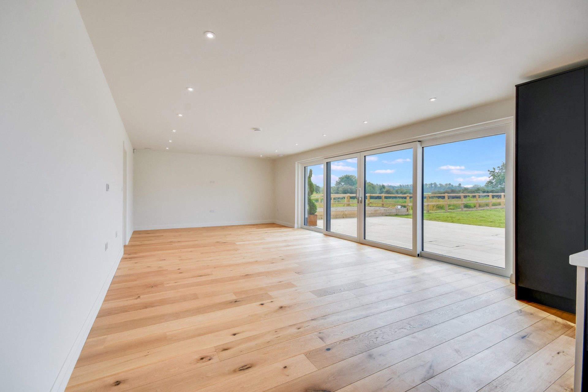 Images for Doddinghurst Road, Brentwood