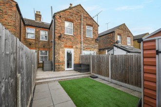 Gainsborough Crescent, Chelmsford