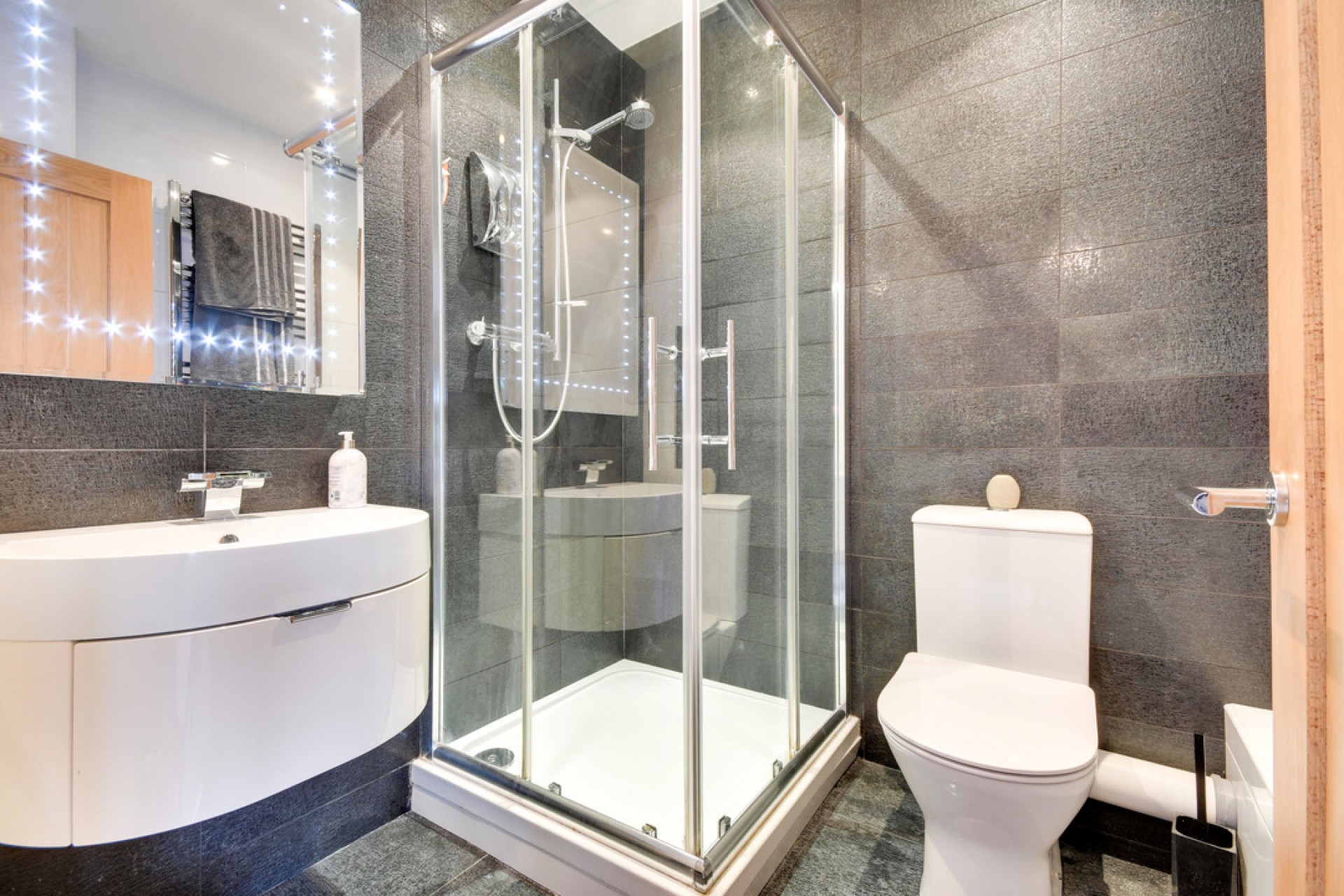 Images for Heath Road, Ramsden Heath, Billericay