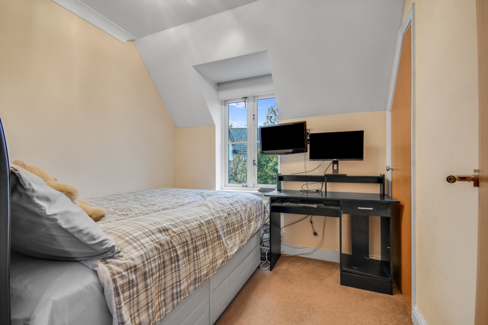 Images for Brook End Road South, Chancellor Park, Chelmsford