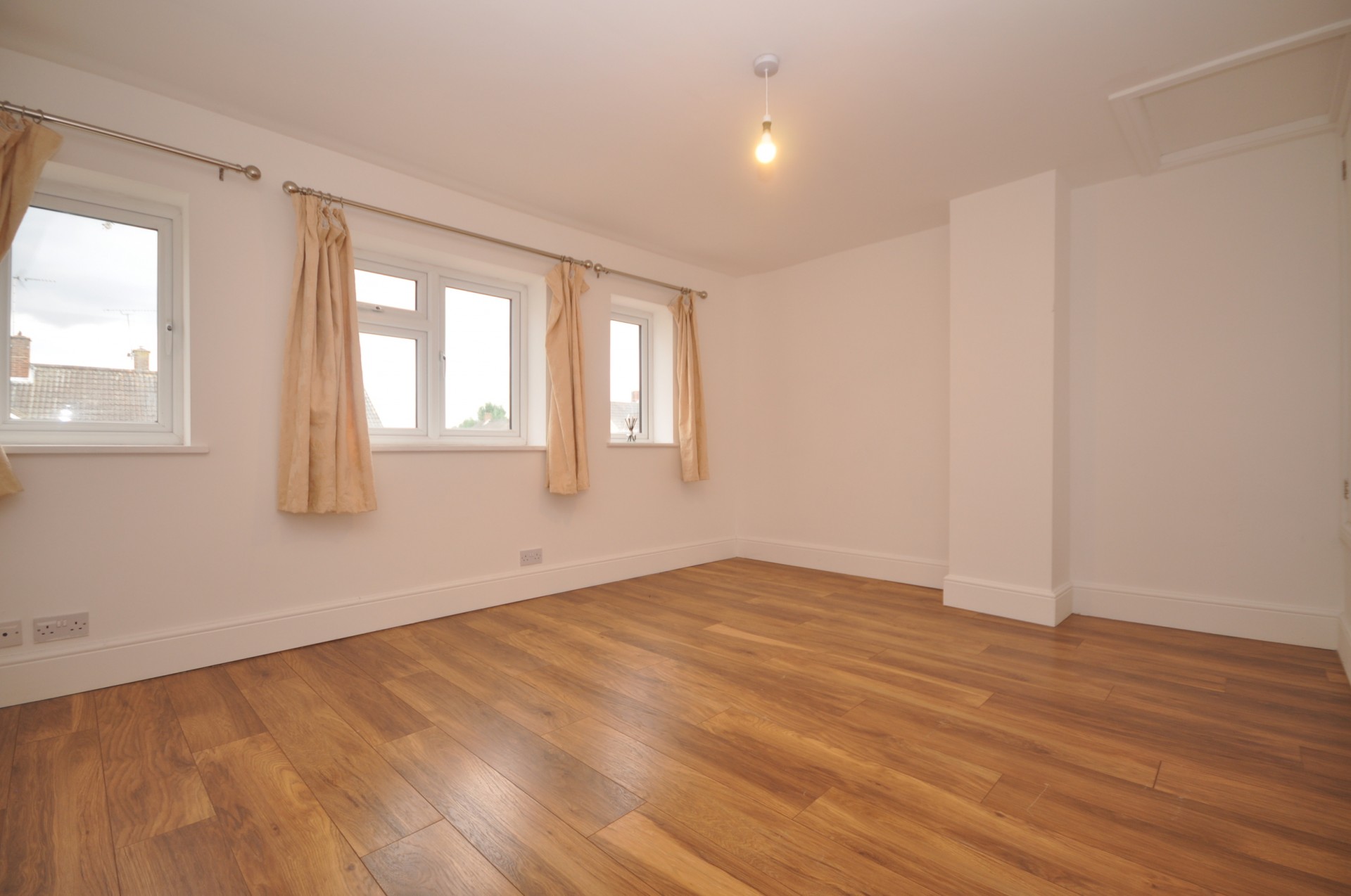 Images for Eastham Crescent, Brentwood