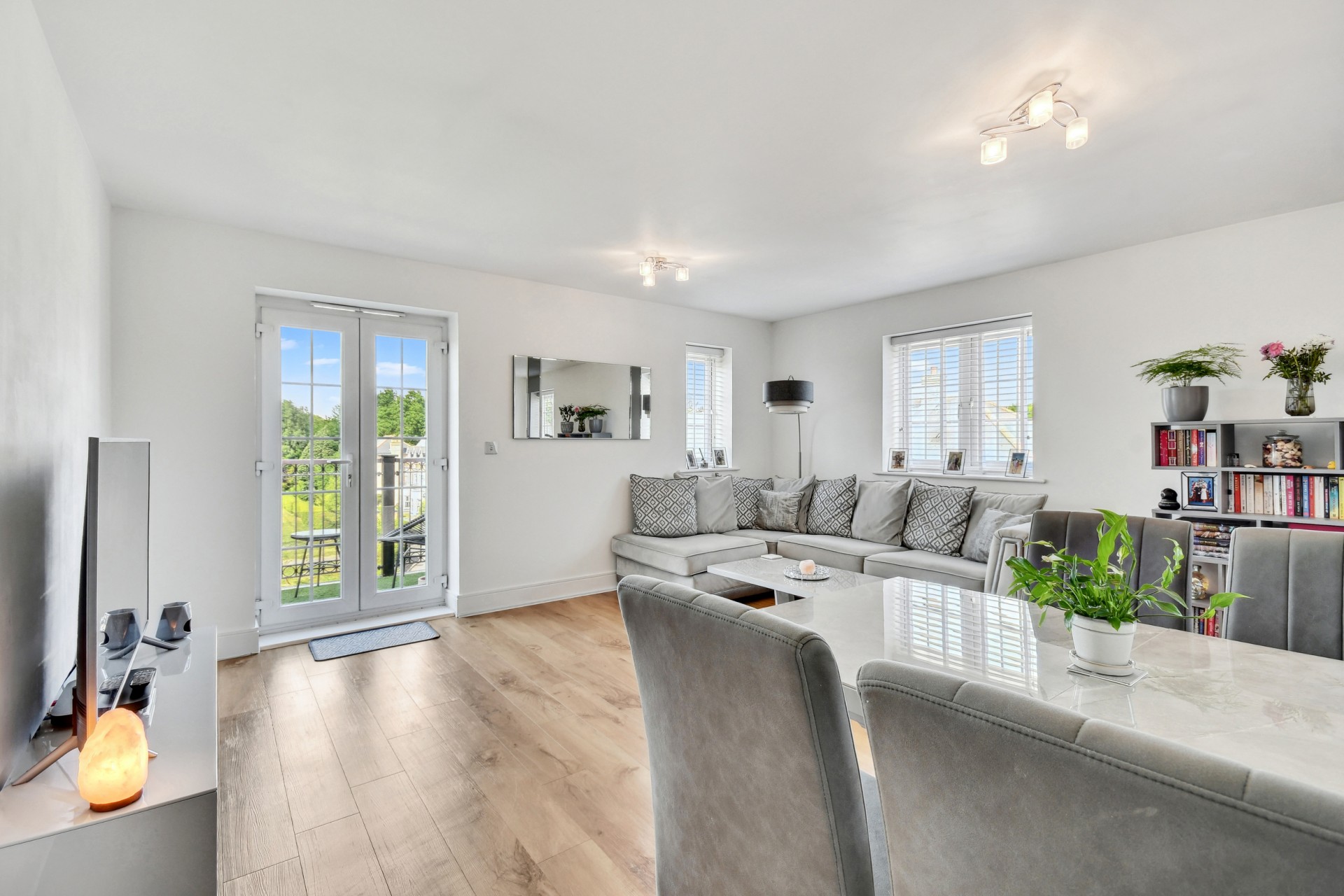 Images for Henry Manning House, Milan Walk, Brentwood