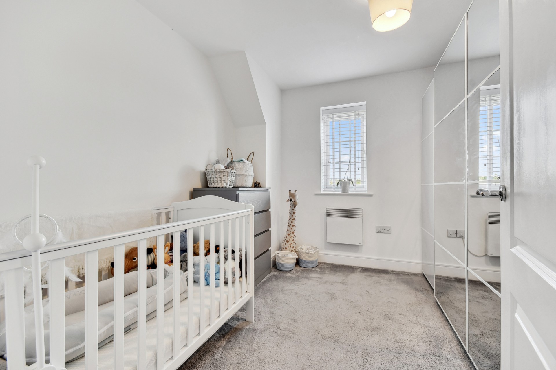 Images for Henry Manning House, Milan Walk, Brentwood