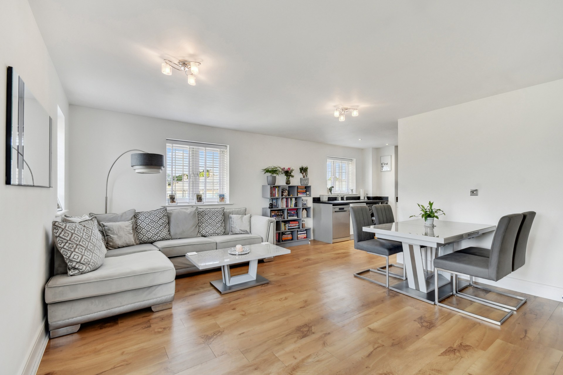 Images for Henry Manning House, Milan Walk, Brentwood