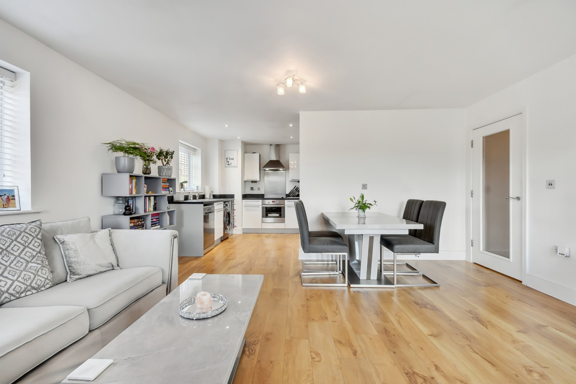 Images for Henry Manning House, Milan Walk, Brentwood