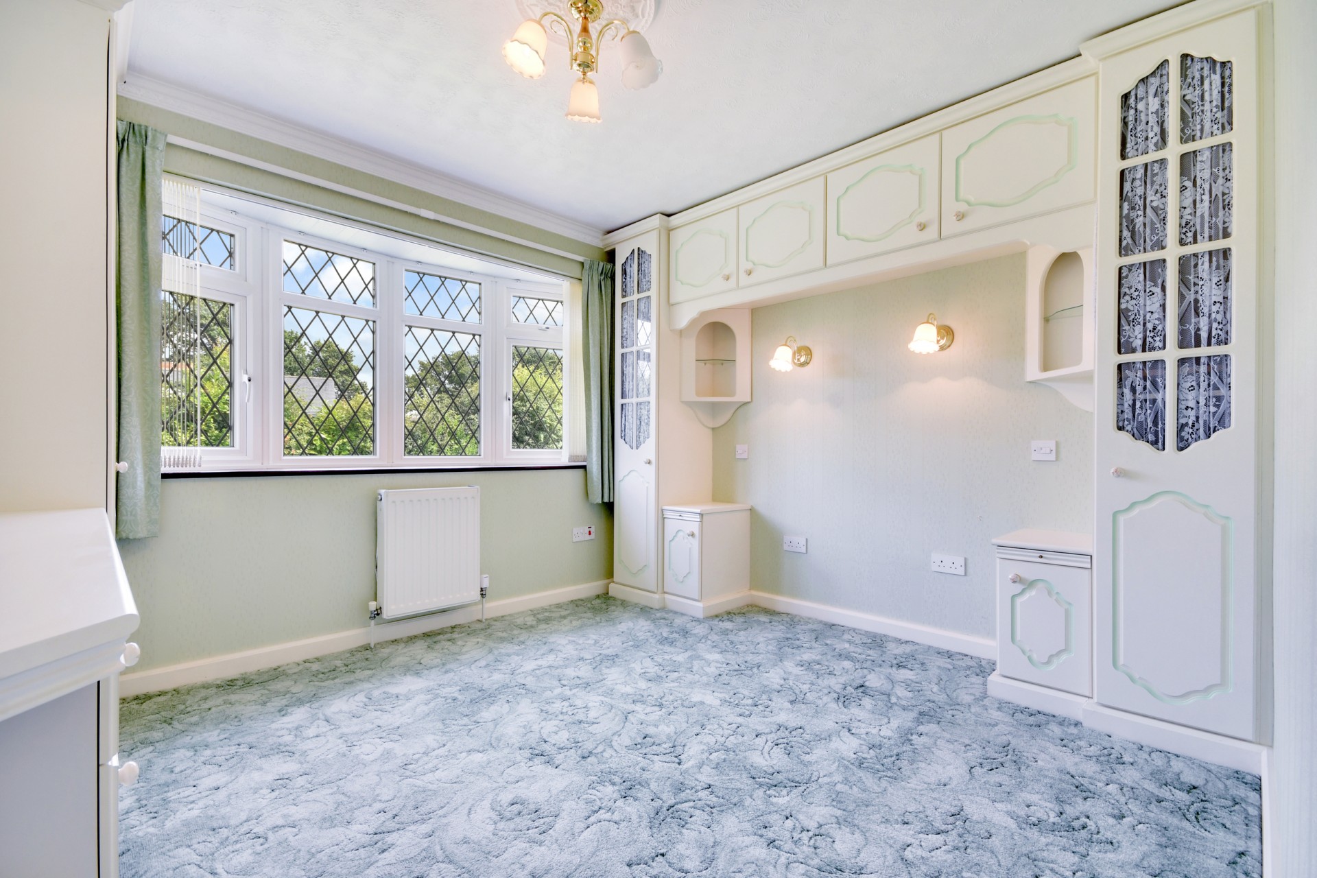 Images for Birches Walk, Galleywood, Chelmsford