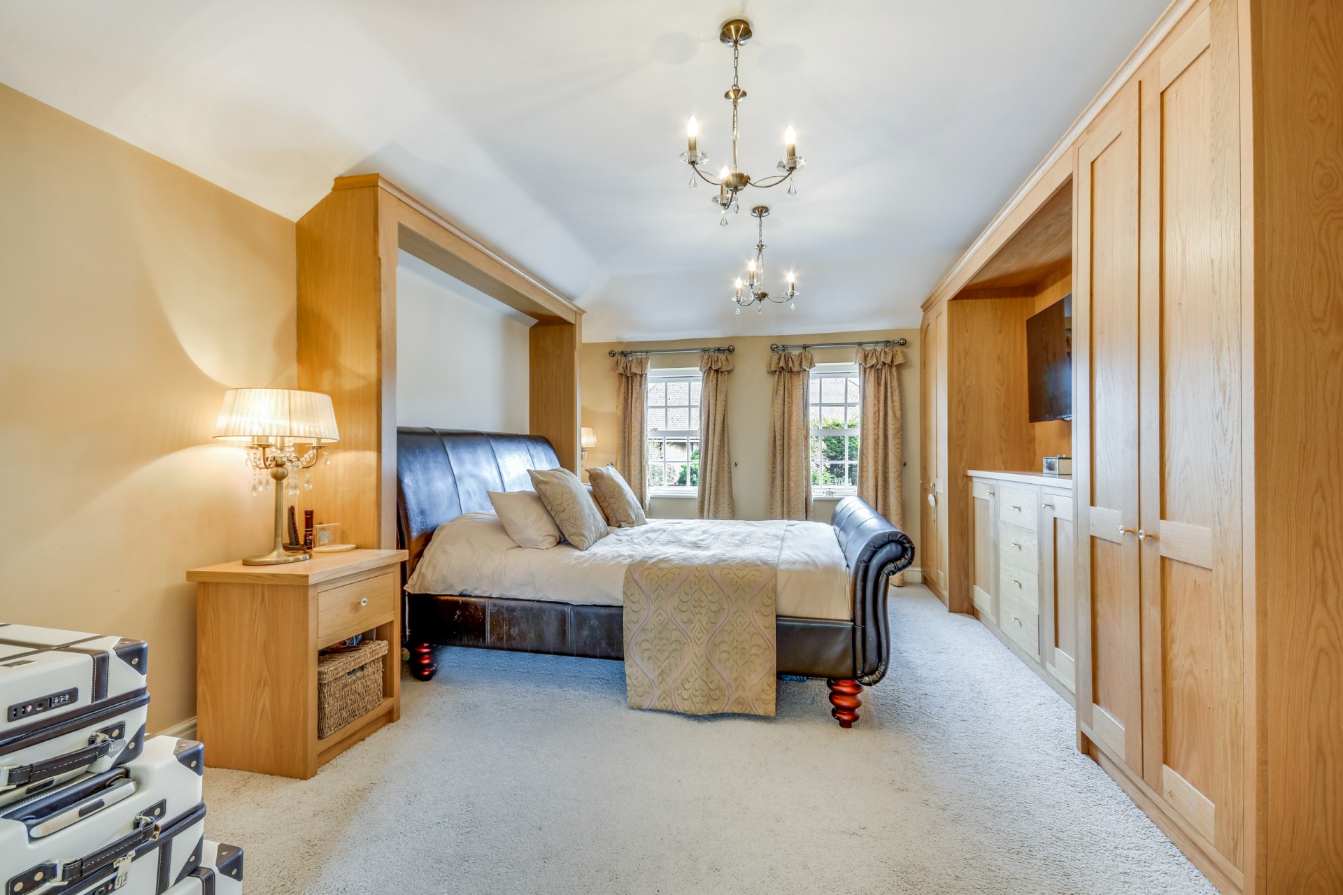 Images for Bristowe Avenue, Great Baddow, Chelmsford