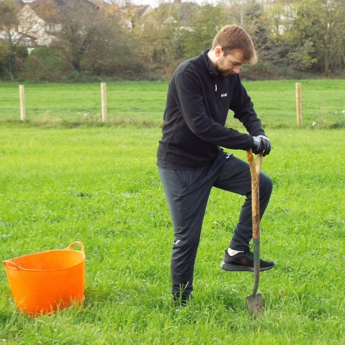 Community Volunteering - Tree Planting